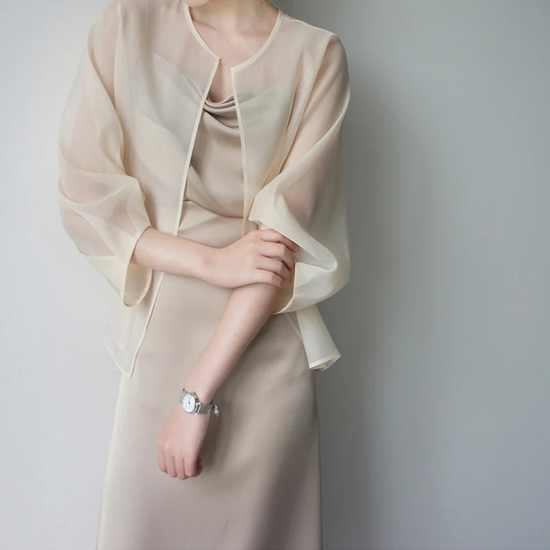 Damen Elegante Chiffonjacke mit weit ausgestellten Ärmeln Nord Taschen