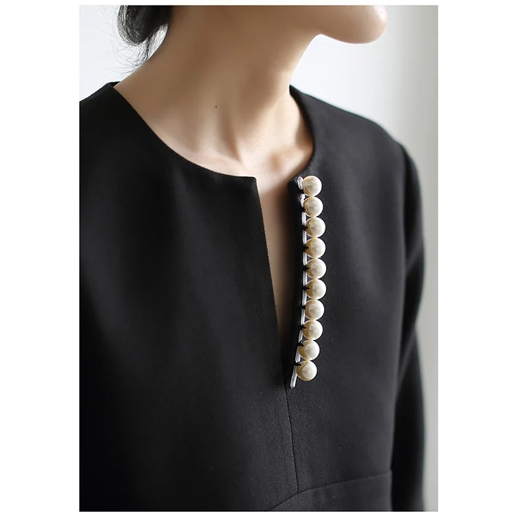 Damen Elegante Bluse mit Perlendetails Nord Taschen