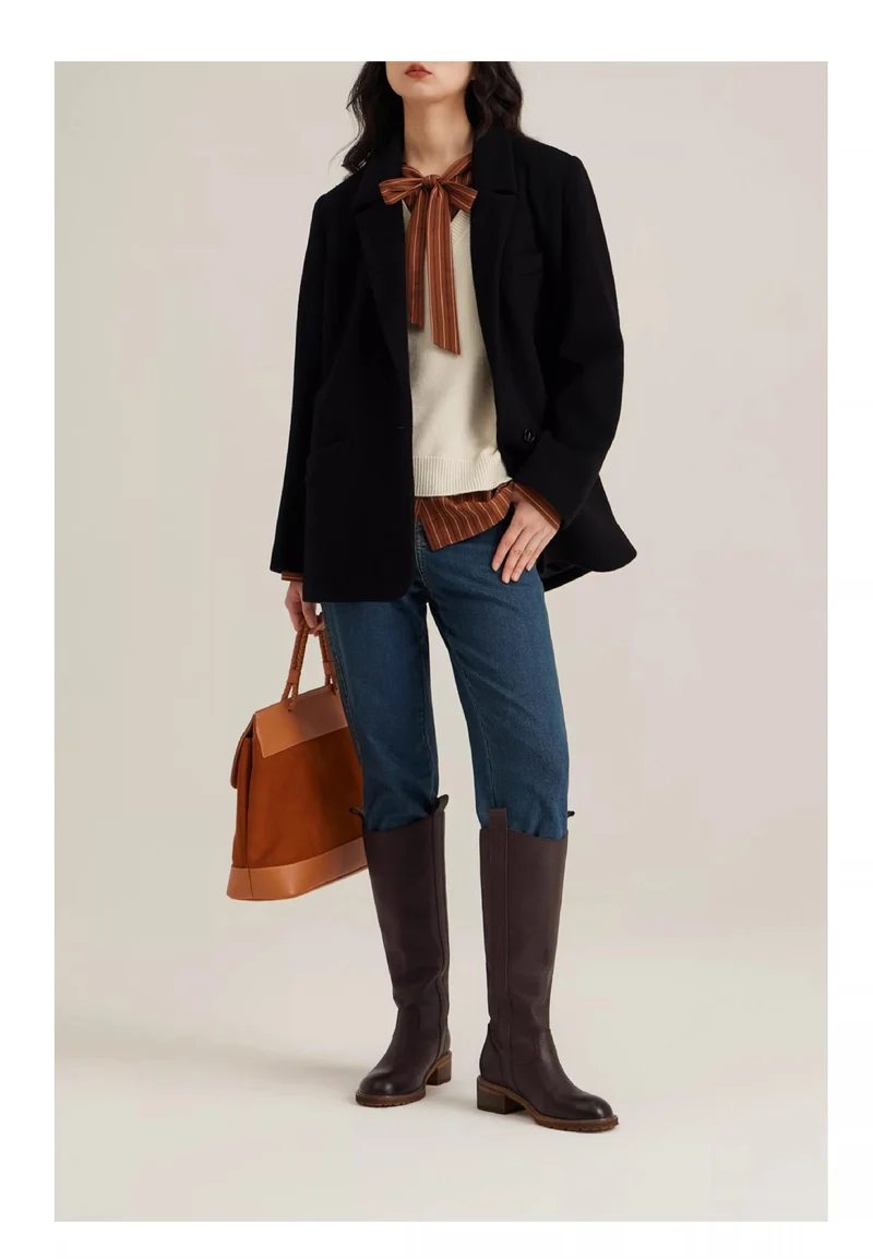 Damen elegante Blazerjacke Nord Taschen