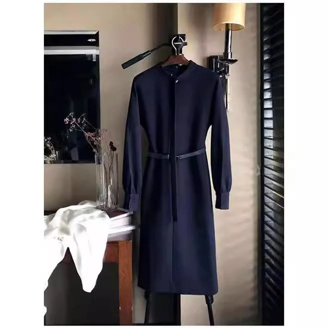 Damen Elegant geschnittenes Hemdkleid Nord Taschen