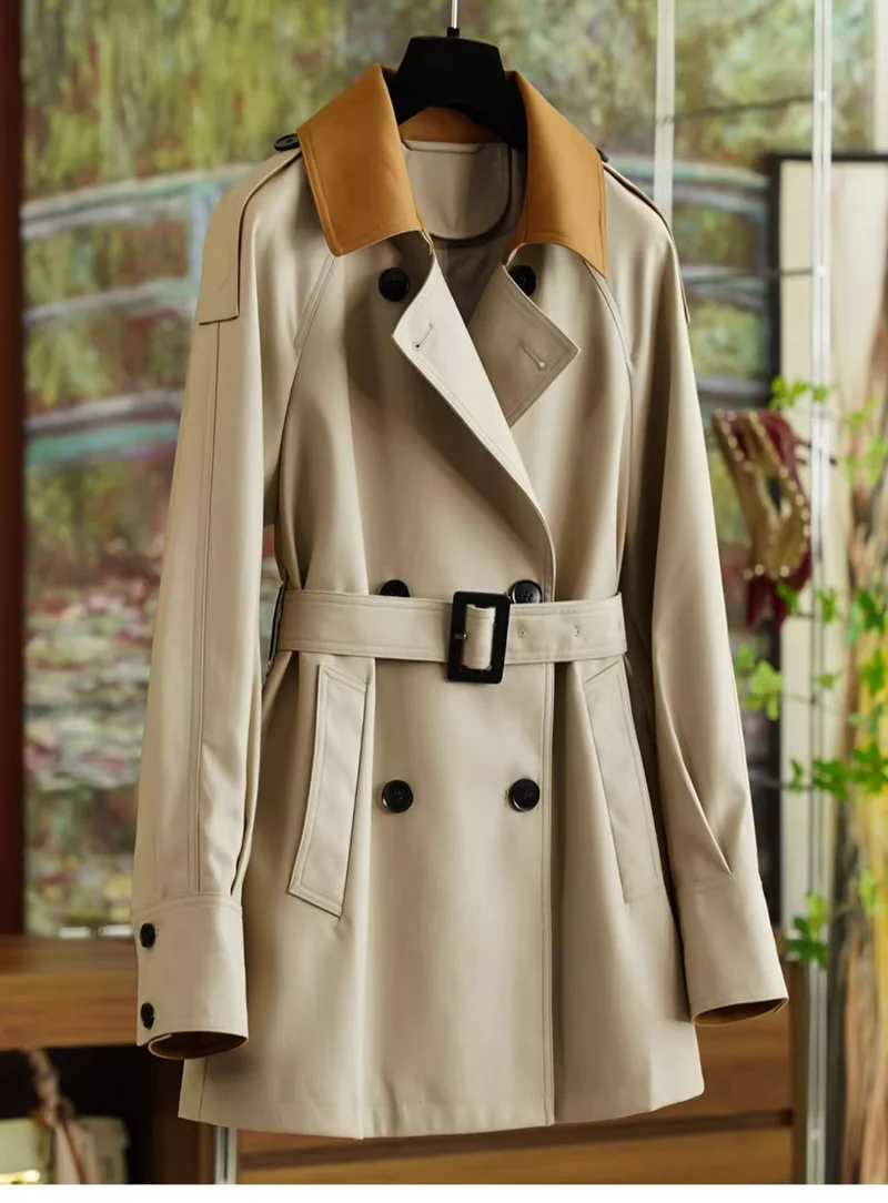 Damen Elegant geschnittene Trenchjacke mit Taillengürtel Nord Taschen