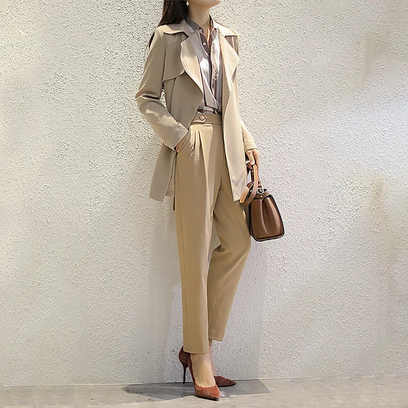 Damen Edles Trenchcoat mit Taillengürtel und praktischen Taschen Nord Taschen