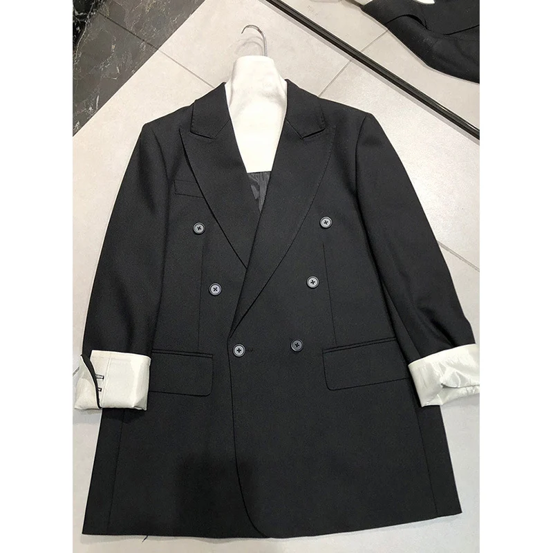 Damen Doppelreiher Wollblazer Nord Taschen