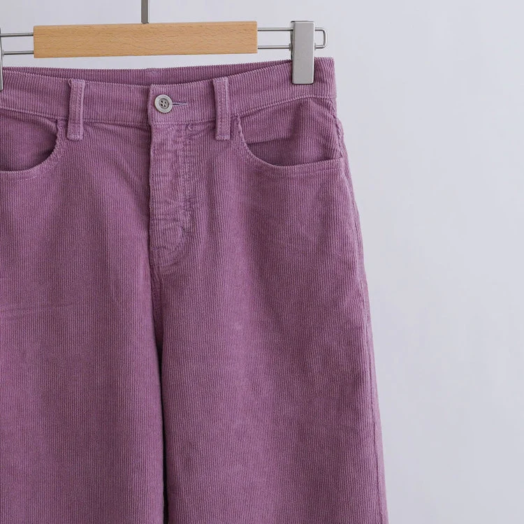 Damen Bequeme und weite Cordhose Nord Taschen
