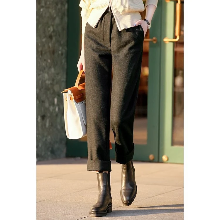 Damen Bequeme und stylische Stoffhose Nord Taschen