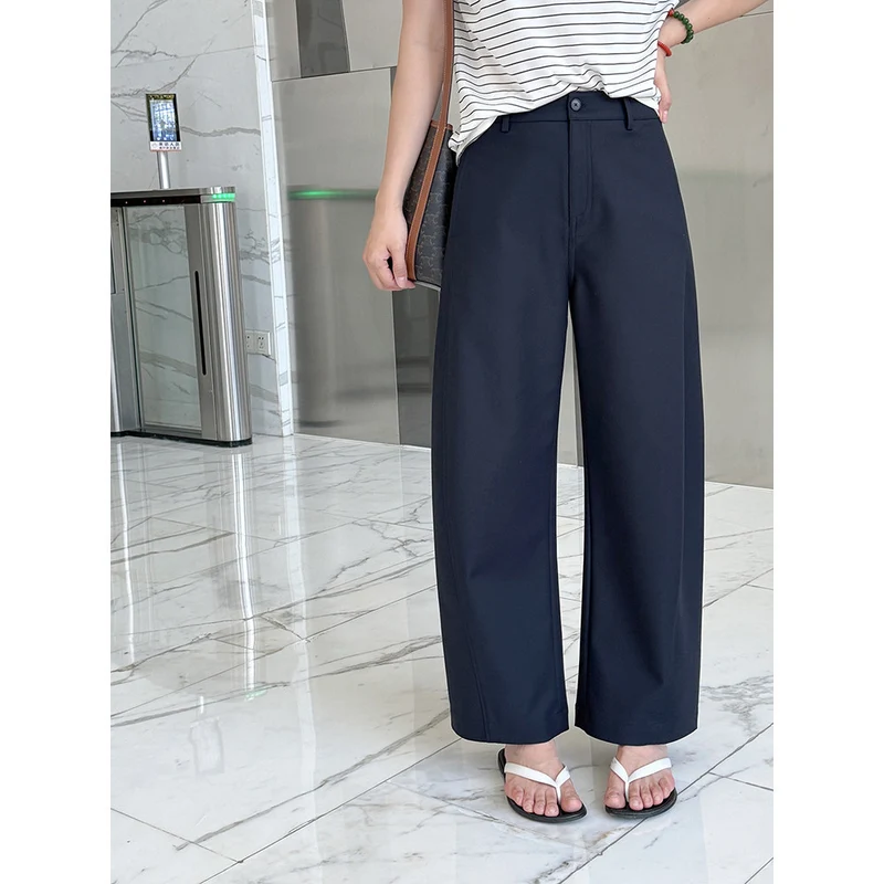 Damen Bequeme und moderne weite Stoffhose Nord Taschen