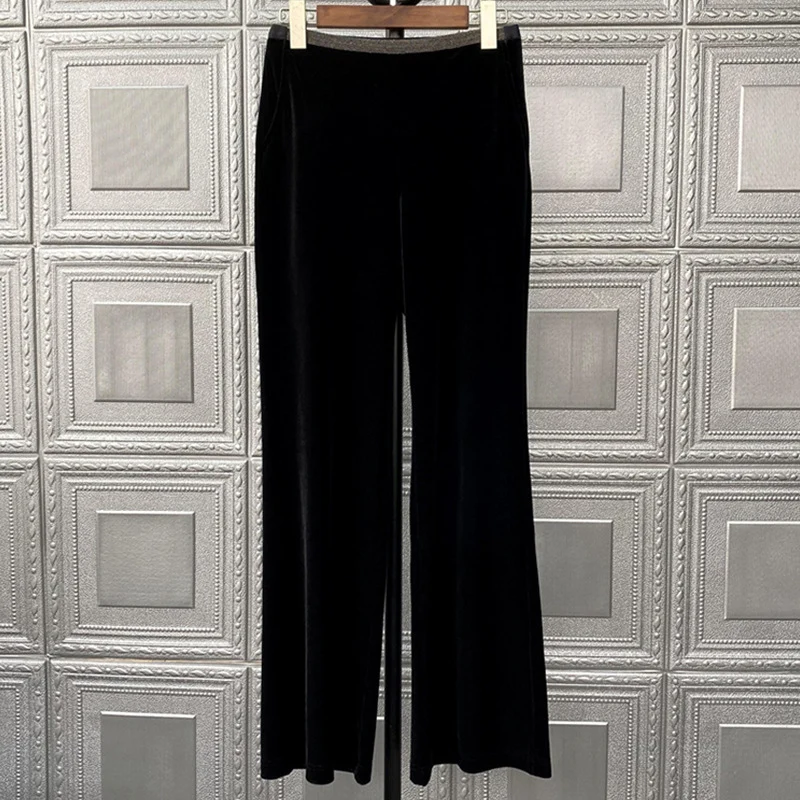 Damen Bequeme und elegante Samt-Hosen Nord Taschen