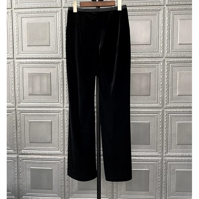 Damen Bequeme und elegante Samt-Hosen Nord Taschen