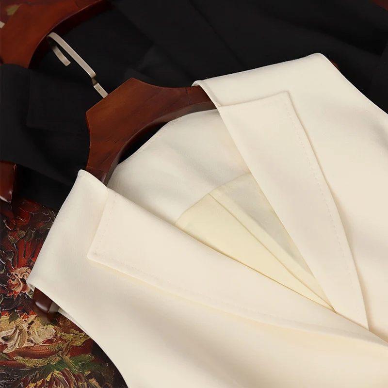 Damen Ärmellose Blazer-Weste mit Taillengürtel Nord Taschen