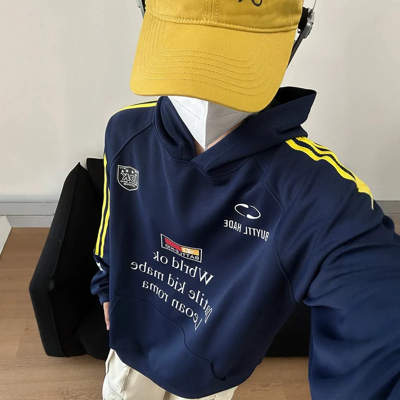 Unisex Urbaner Kapuzenpullover mit kreativen Grafiken Nord Taschen