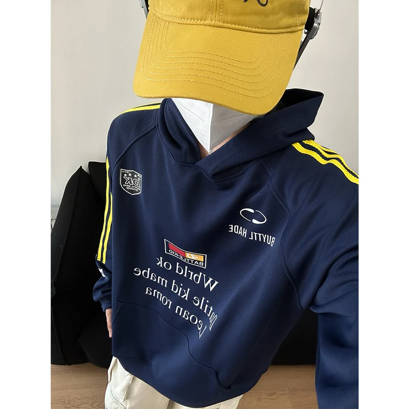 Unisex Urbaner Kapuzenpullover mit kreativen Grafiken Nord Taschen