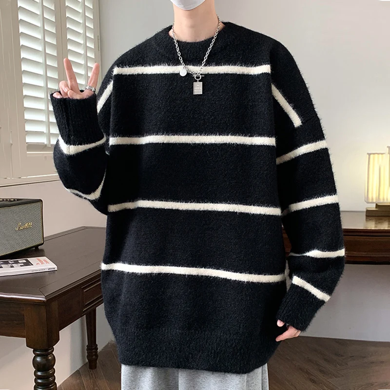Unisex Oversized Strickpullover mit gestreiftem Design Nord Taschen