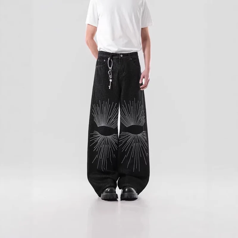 Herren Weitgeschnittene Denim-Jeans mit einzigartigem Grafikdesign Nord Taschen