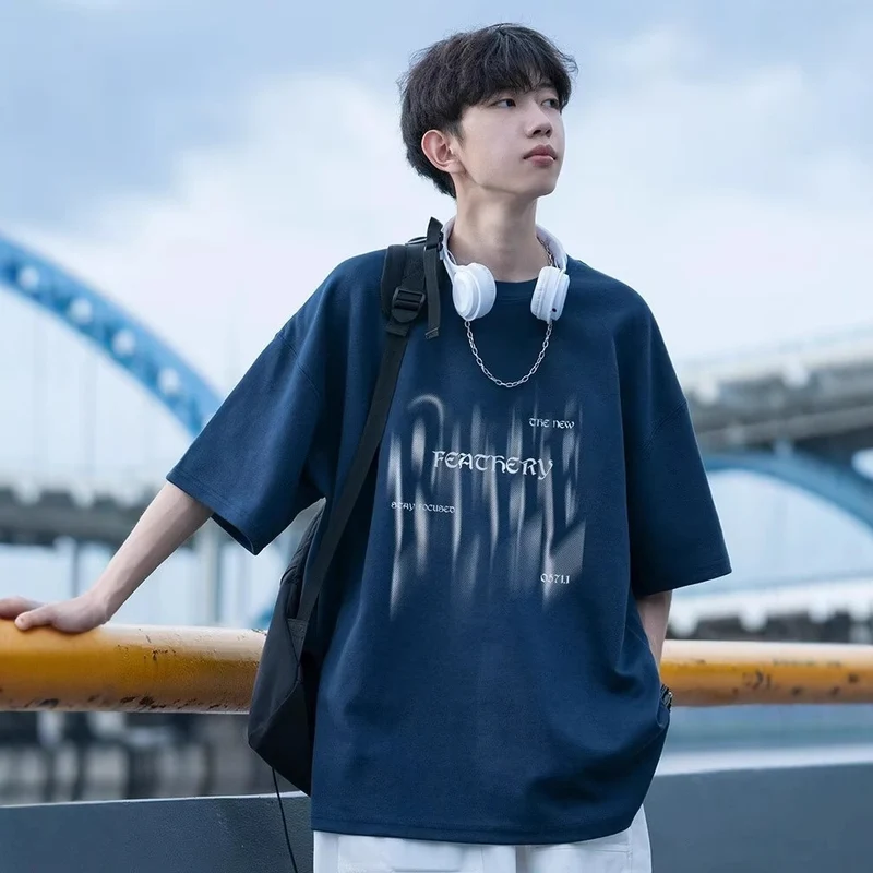 Herren Übergrößes T-Shirt mit kreativem Druck Nord Taschen