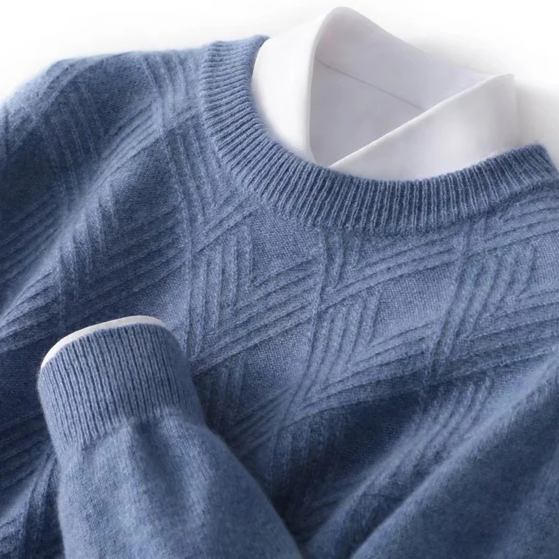 Herren Feiner Strukturstrickpullover mit kurzem Stehkragen und Diamant‑Relief Nord Taschen
