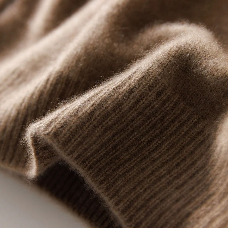 Herren Feiner Stehkragenpullover aus Kaschmir‑Blend mit gerippten Abschlüssen und schlanker Silhouette Nord Taschen