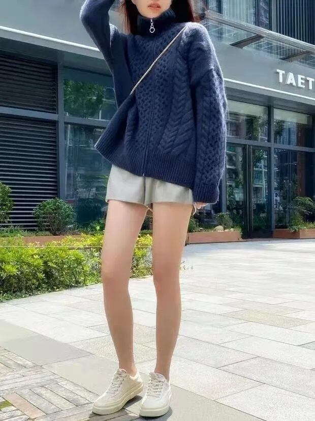 Damen Zopfmuster‑Strickjacke mit Reißverschluss und hohem Rippkragen Nord Taschen