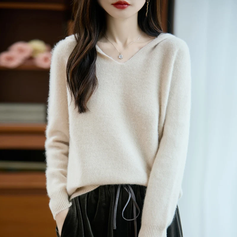 Damen Weicher Mohair‑Optik Kapuzenpullover mit V‑Ausschnitt und geripptem Saum Nord Taschen