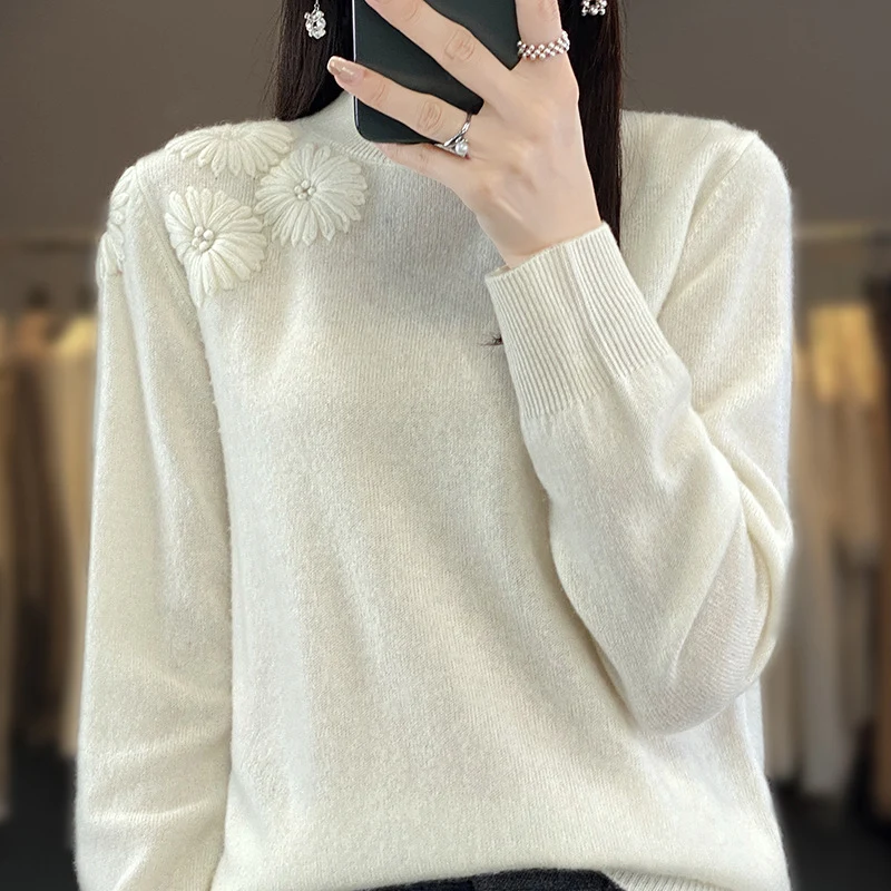 Damen Weicher Feinstrickpullover mit kurzem Stehkragen, 3D‑Blütenapplikation und gerippten Bündchen Nord Taschen