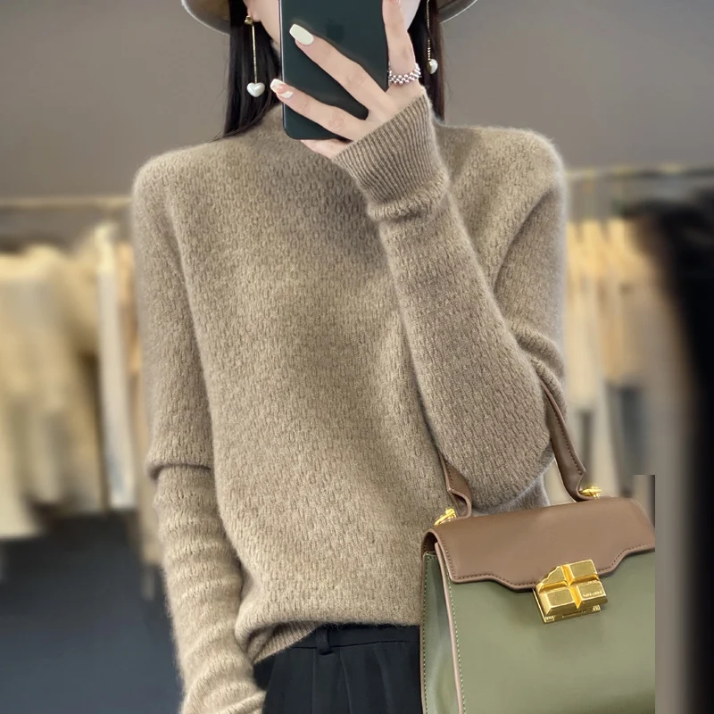 Damen Weicher Feinstrick‑Mockneckpullover mit flauschiger Mohair‑Optik, zarter Wabenstruktur und legerer Oversize‑Passform Nord Taschen
