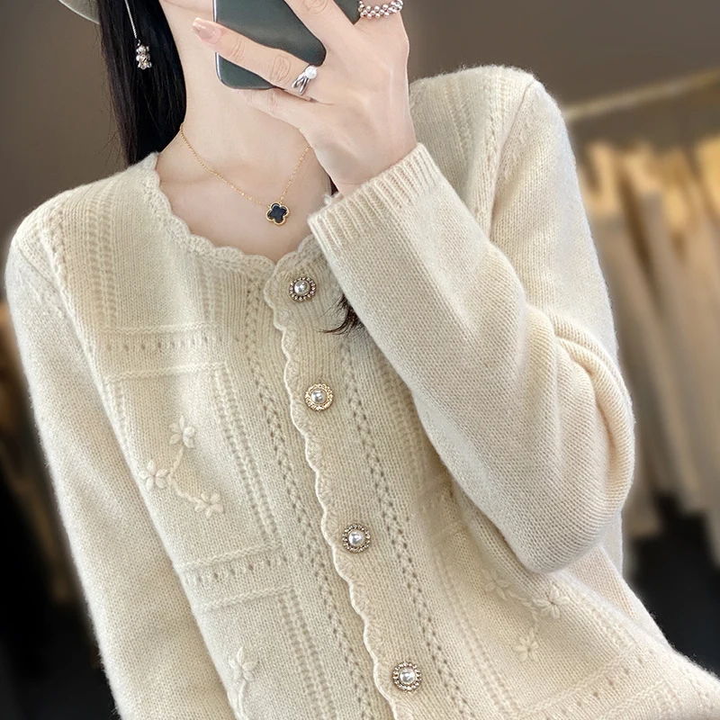 Damen Verzierter Strickcardigan mit Perlenknöpfen und Ajour‑Stickerei Nord Taschen