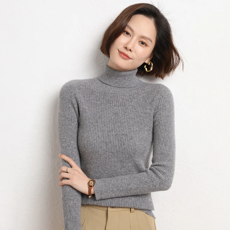 Damen Taillierter Feinstrick-Rollkragenpullover mit feiner Rippenstruktur und Kaschmir-Optik Nord Taschen