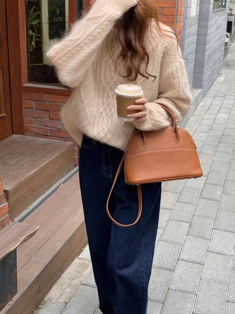 Damen strukturierte Leder‑Handtasche mit abnehmbarem Schulterriemen und gerundeter Korpusform Nord Taschen