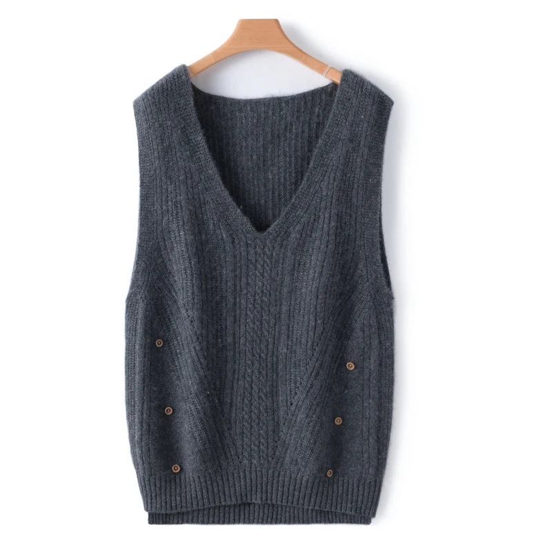 Damen Strick-Longweste mit V-Ausschnitt, Zopfmuster und seitlicher Knopfleiste Nord Taschen