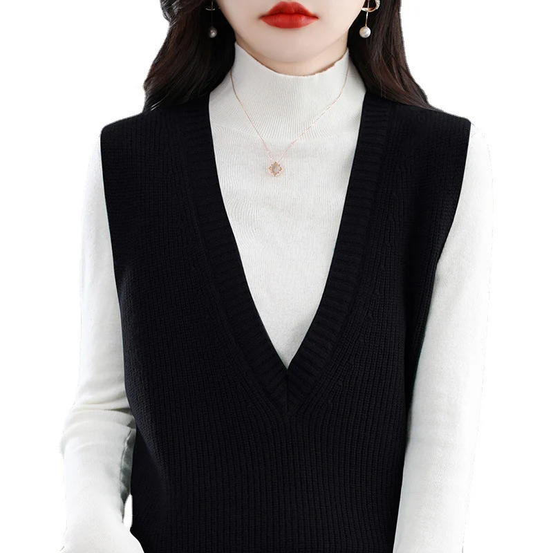 Damen Strick-Longweste mit tiefem V‑Ausschnitt und feiner Rippstruktur Nord Taschen