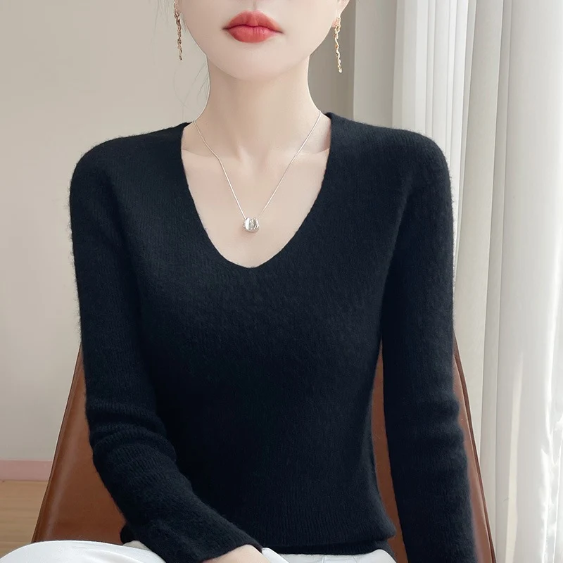 Damen Schmal geschnittener V‑Ausschnitt-Feinstrickpullover mit feiner Rippenstruktur und weicher Haptik Nord Taschen
