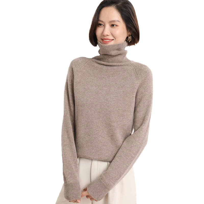 Damen Schlanker Rollkragenpullover aus feinem Strick mit Raglanärmeln Nord Taschen