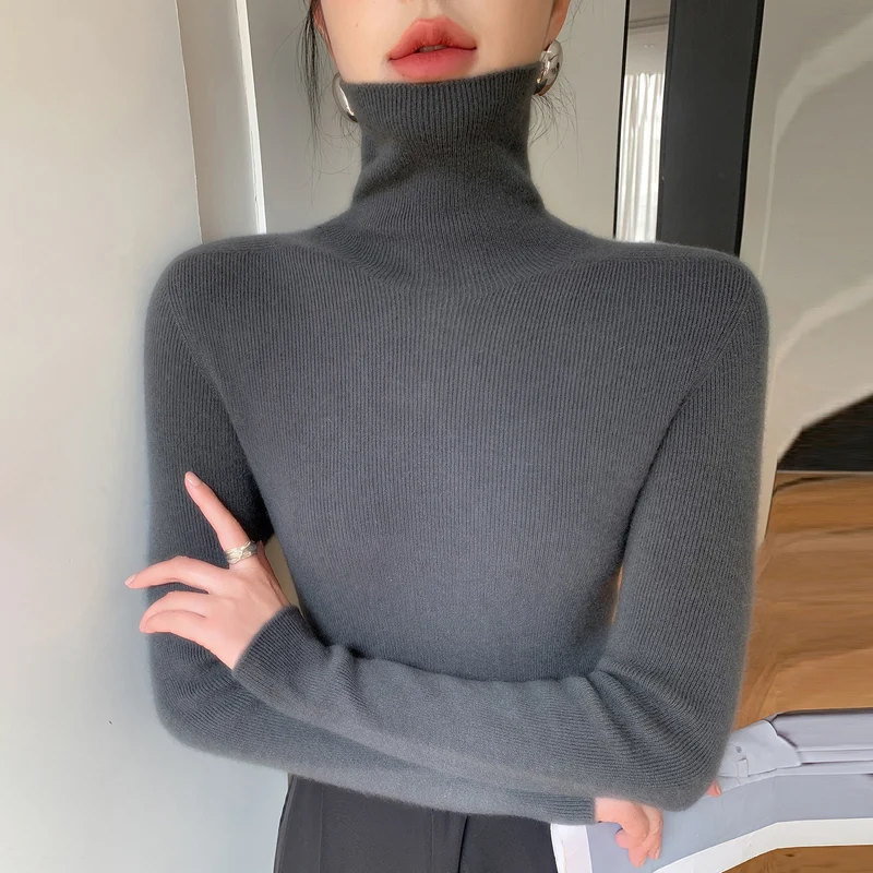 Damen Schlanker Feinstrickpullover mit hohem Rollkragen und feiner Rippstruktur Nord Taschen
