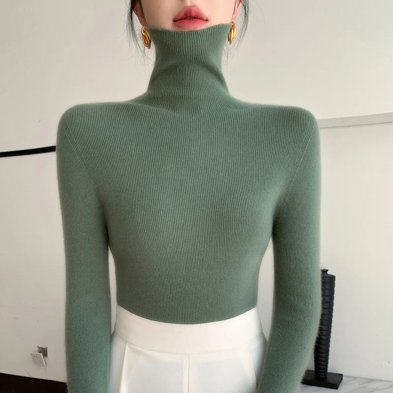 Damen Schlanker Feinstrickpullover mit hohem Rollkragen und feiner Rippstruktur Nord Taschen