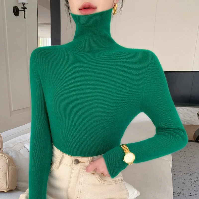Damen Schlanker Feinstrickpullover mit hohem Rollkragen und feiner Rippstruktur Nord Taschen