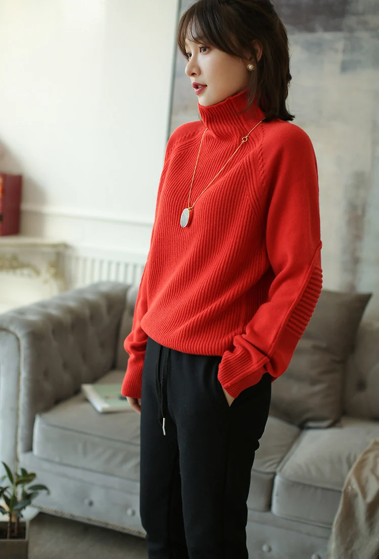 Damen Rollkragenpullover aus feinem Rippstrick mit Raglanärmeln und legerer Silhouette Nord Taschen
