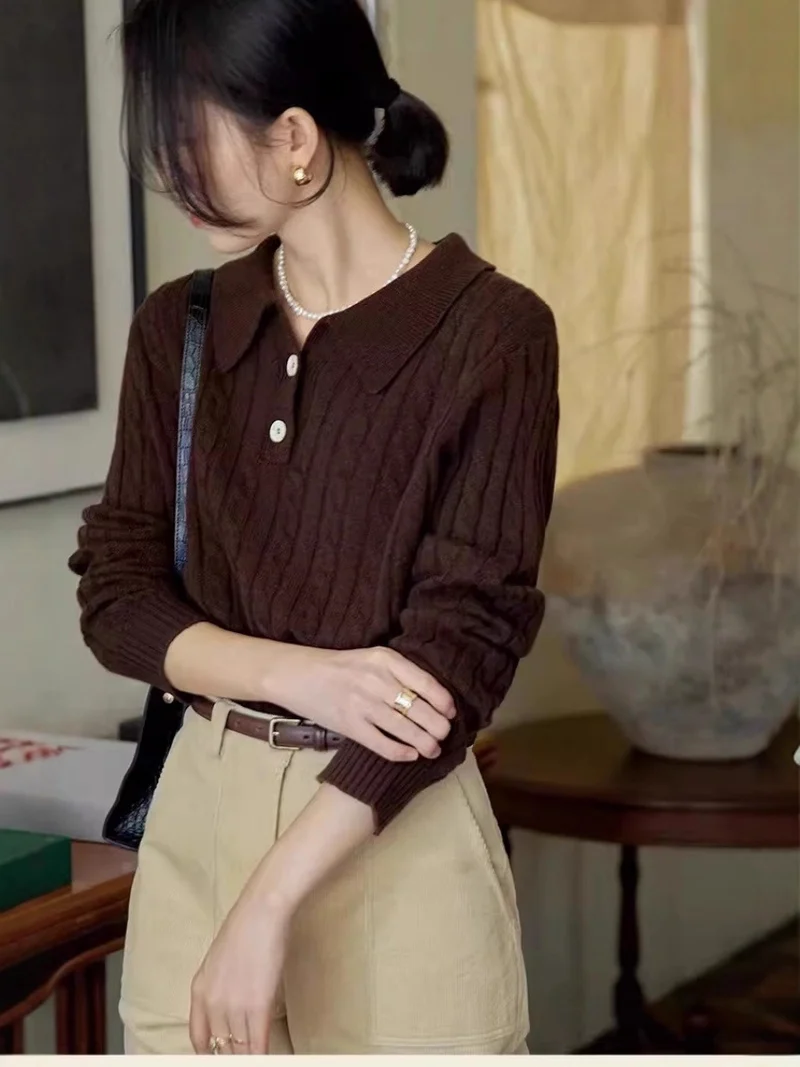Damen Polokragen‑Zopfstrickpullover mit halber Knopfleiste Nord Taschen
