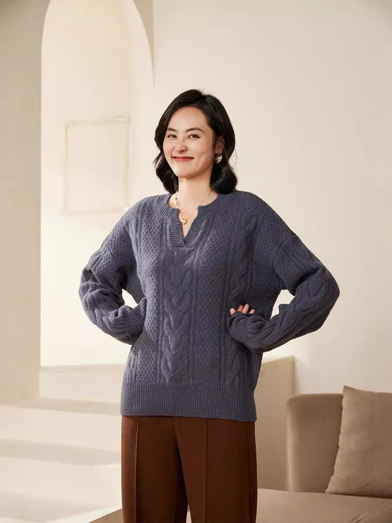 Damen Oversize Zopfstrick-Pullover mit V‑Einsatz und kaschmirähnlicher Weichheit Nord Taschen