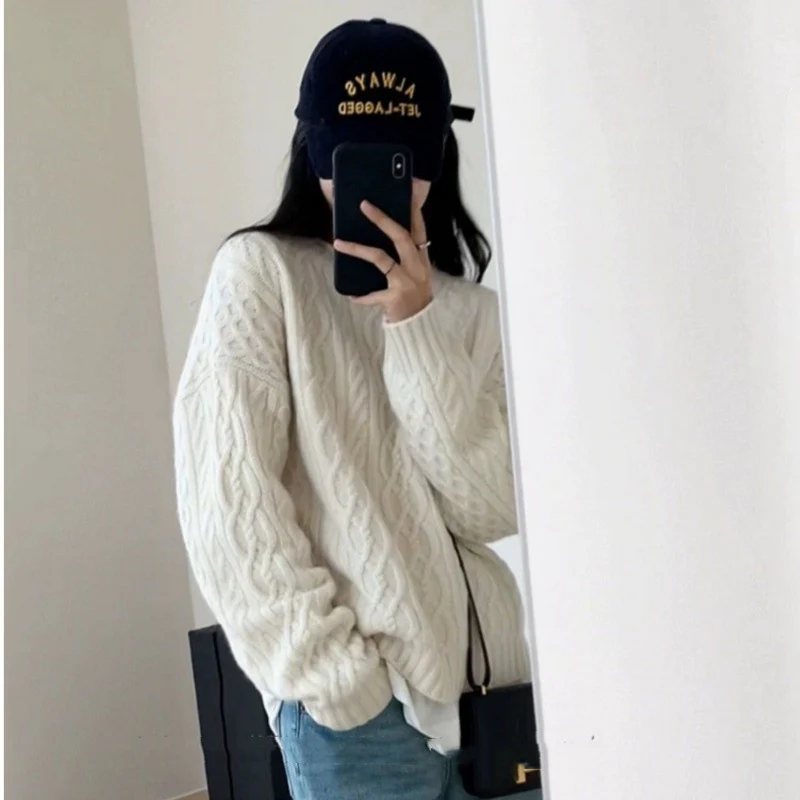 Damen Oversize Zopfmuster‑Pullover mit Rundhalsausschnitt und lässiger Schulterpartie Nord Taschen