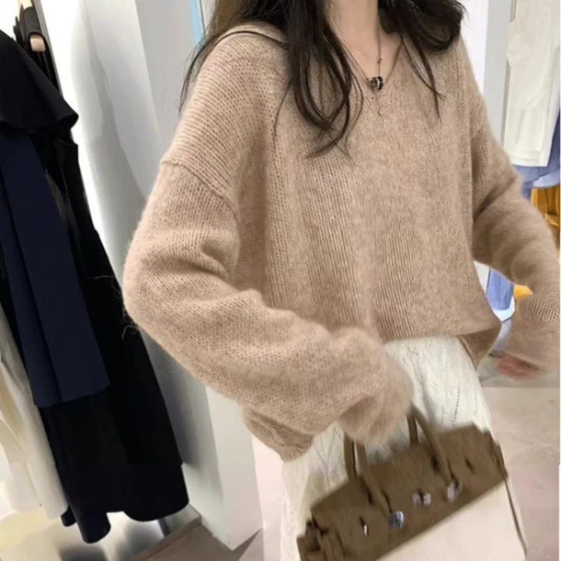 Damen Oversize V‑Ausschnitt Mohair‑Look Pullover mit Angora‑Optik und überschnittener Schulter Nord Taschen