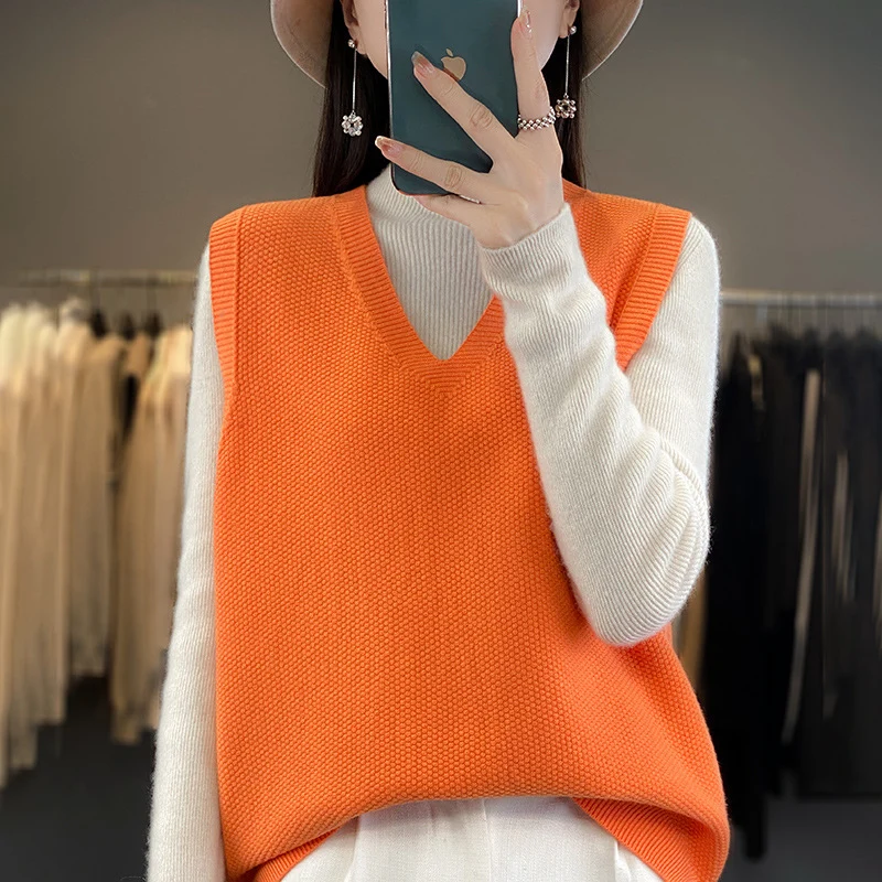 Damen Oversize Strickweste mit tiefem V‑Ausschnitt und feiner Struktur Nord Taschen