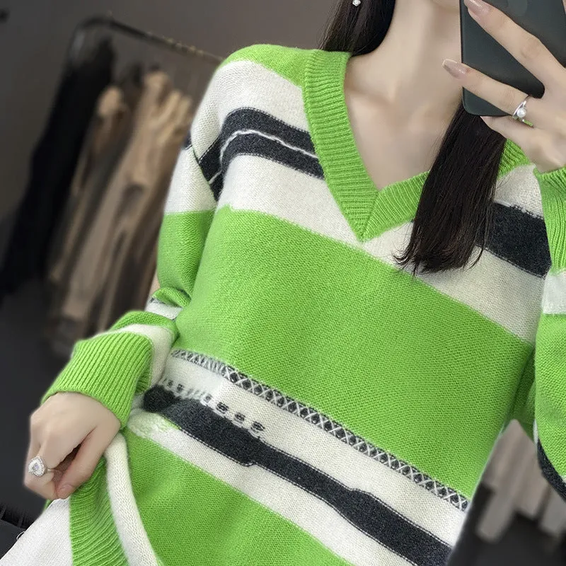 Damen Oversize-Strickpullover mit V‑Ausschnitt und grafischem Streifenmix Nord Taschen