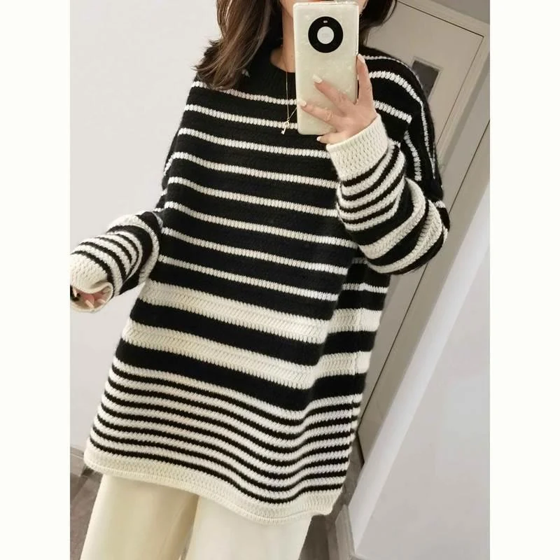 Damen Oversize-Longpullover aus grobem Streifenstrick mit Rundhalsausschnitt Nord Taschen