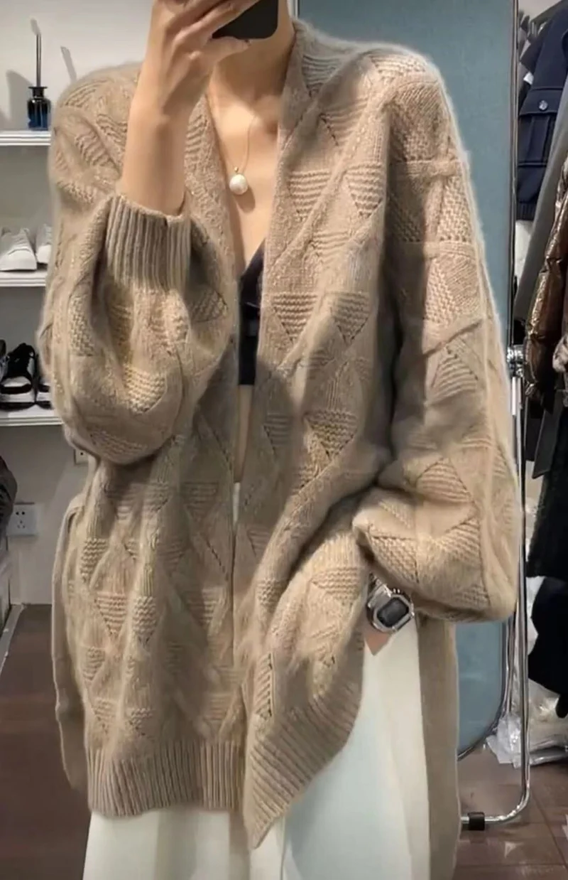 Damen Oversize-Cardigan aus Mohair‑Optik mit Zopfmuster Nord Taschen