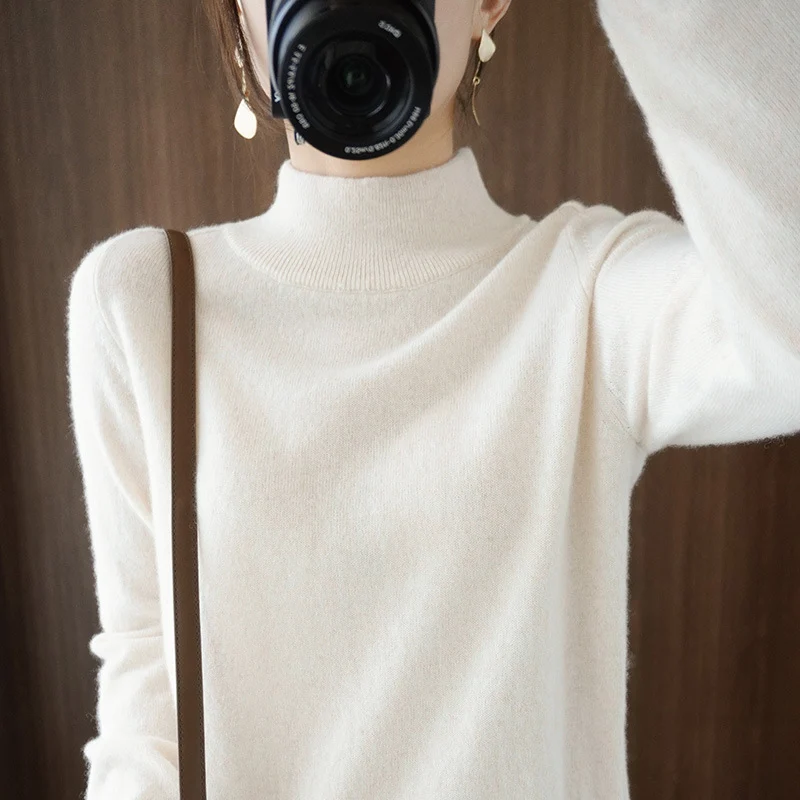 Damen Mockneck-Pullover aus flauschigem Angora-Mix mit legerer Ballonärmel-Silhouette Nord Taschen