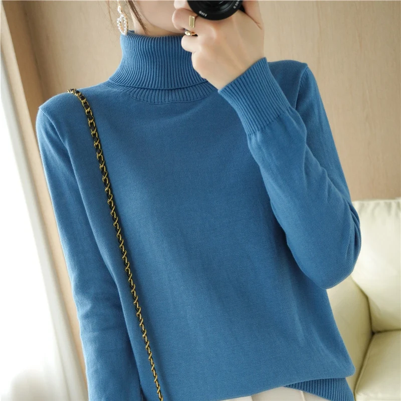 Damen Minimalistischer Feinstrick-Rolli mit hohem Rippkragen und schmaler Passform Nord Taschen