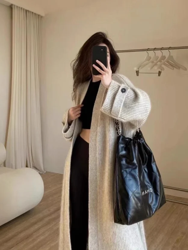 Damen Maxi-Longcardigan aus weichem Rippenstrick mit breiten Manschetten Nord Taschen