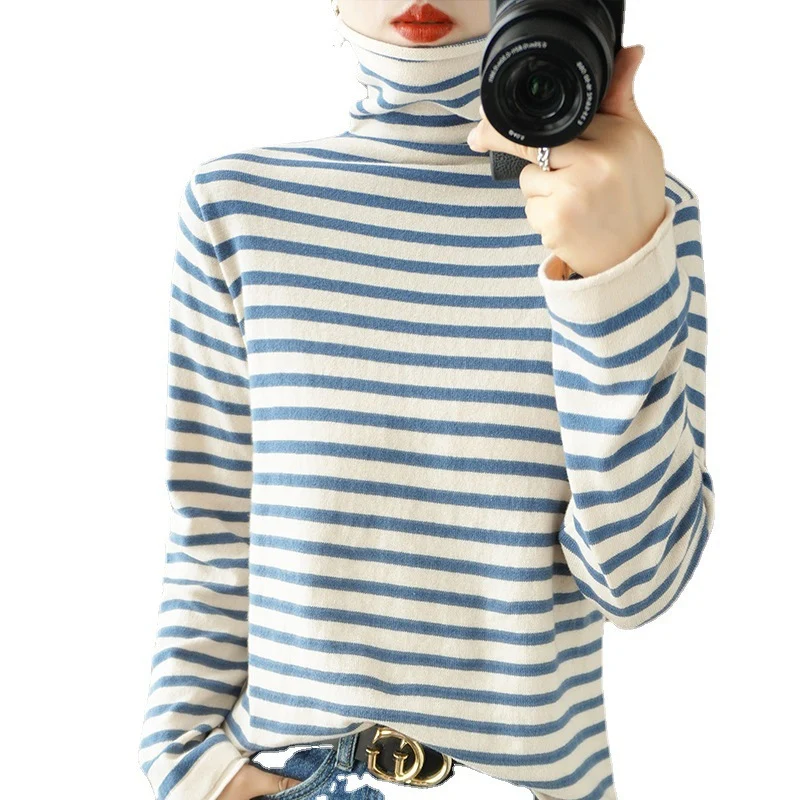 Damen Maritimer Feinstrick-Turtleneck mit feinem Streifenmuster und schlanker Passform Nord Taschen