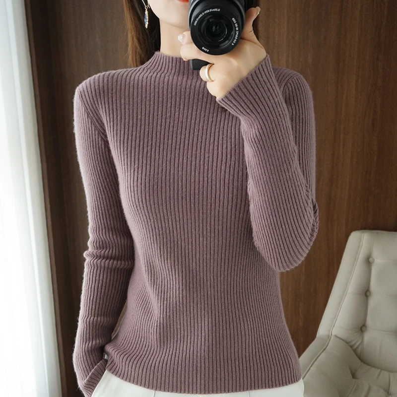 Damen Luxus-Feinstrickpullover mit schmaler Rippenstruktur und kurzem Stehkragen Nord Taschen