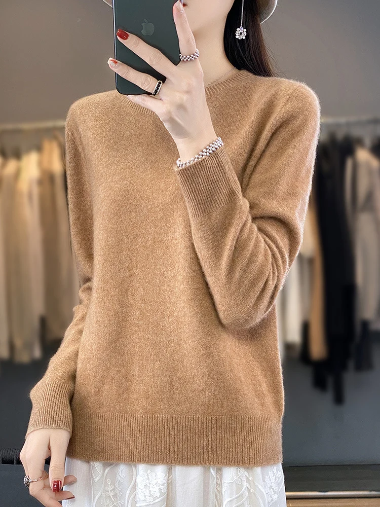 Damen Luxuriöser Feinstrick-Rundhalspullover mit softem Fluffy‑Finish und schmaler Bündchenform Nord Taschen