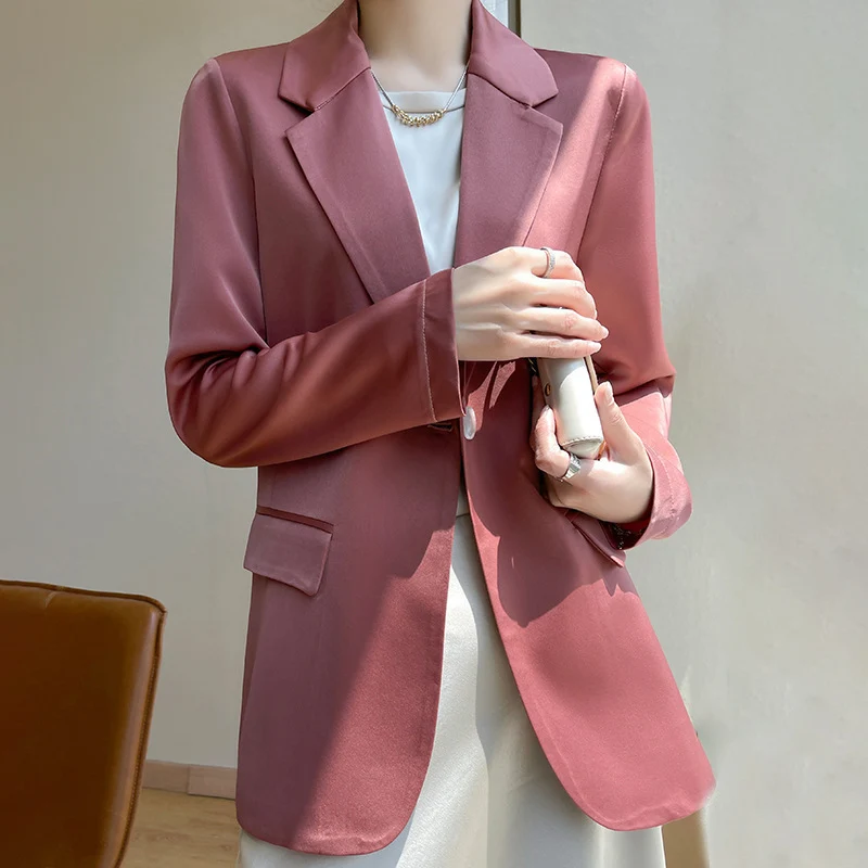 Damen Leichttaillierter Longblazer mit Knopfverschluss und Flap‑Taschen Nord Taschen